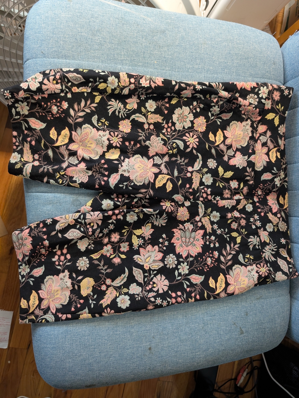 Floral Print Black Shorts - Pink & Cream Pattern Sz 0/12